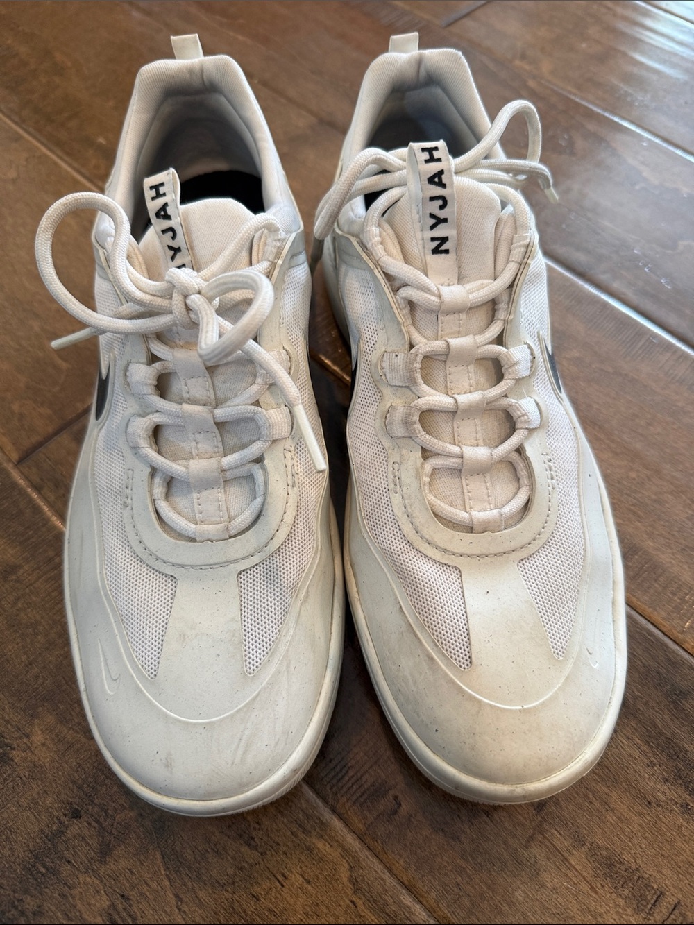 Nike Men's White Low-Top Sneakers